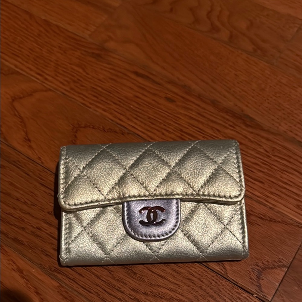 Chanel Mermaid Iridescent Gold Purple Quilted Flap Card Holder Mini Wallet. New!
